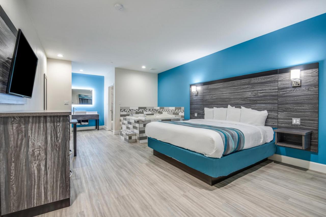 Americas Best Value Inn & Suites Houston At Hwy 6 Bagian luar foto