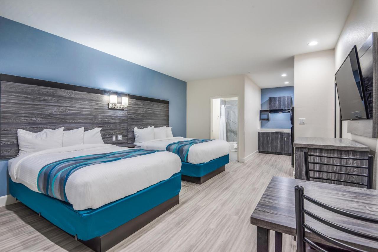 Americas Best Value Inn & Suites Houston At Hwy 6 Bagian luar foto