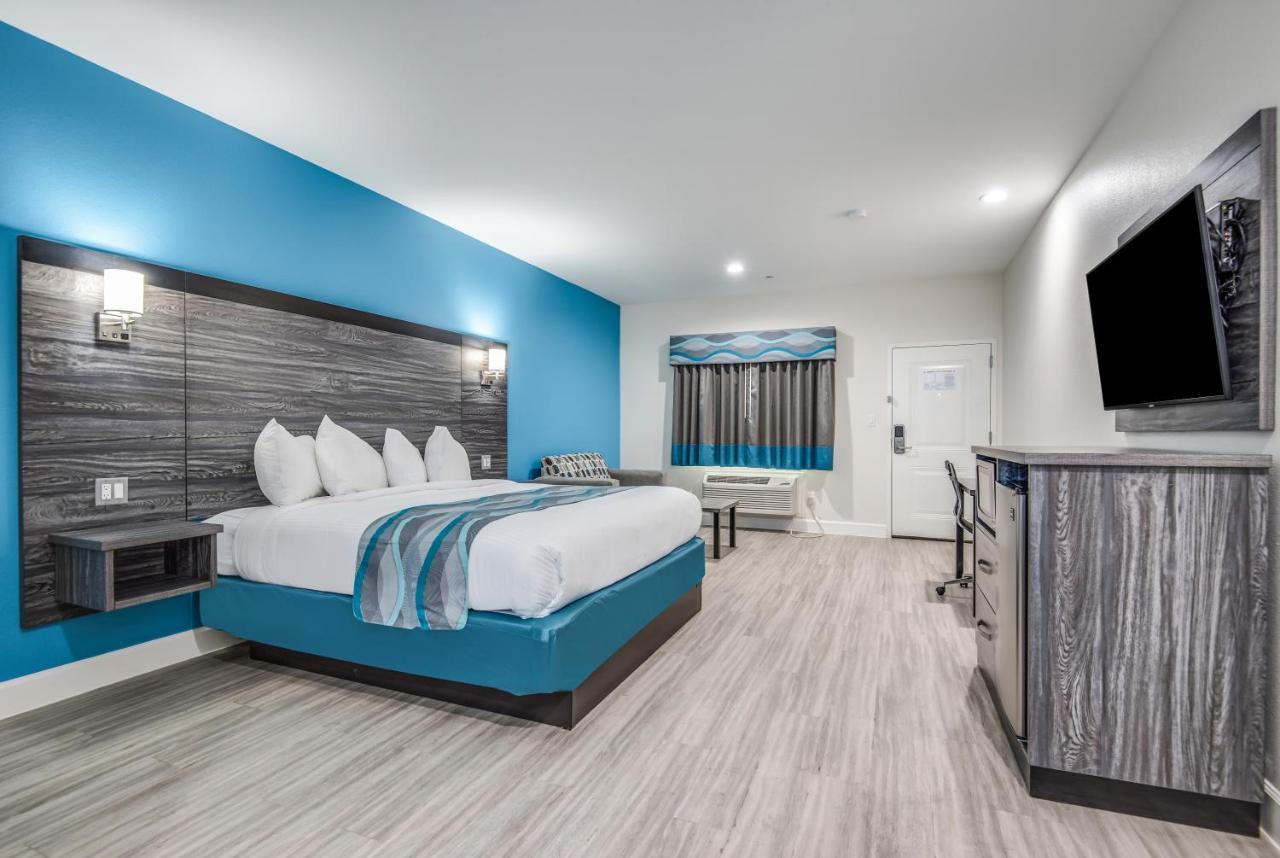 Americas Best Value Inn & Suites Houston At Hwy 6 Bagian luar foto
