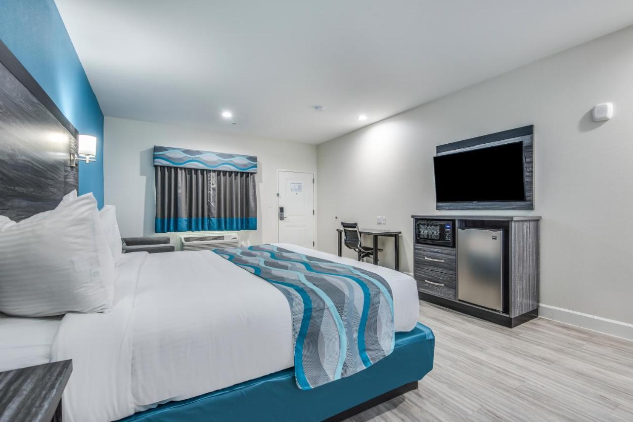 Americas Best Value Inn & Suites Houston At Hwy 6 Bagian luar foto