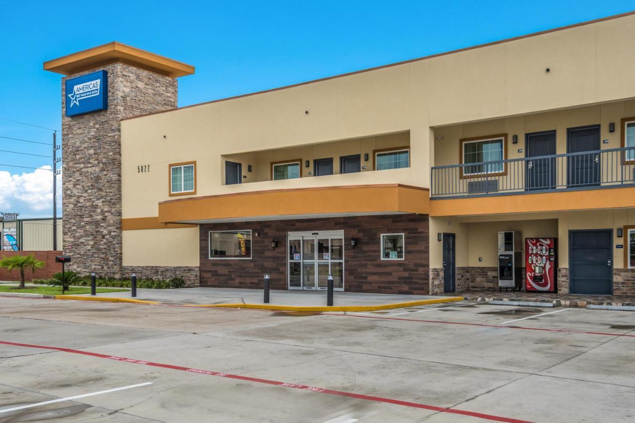 Americas Best Value Inn & Suites Houston At Hwy 6 Bagian luar foto